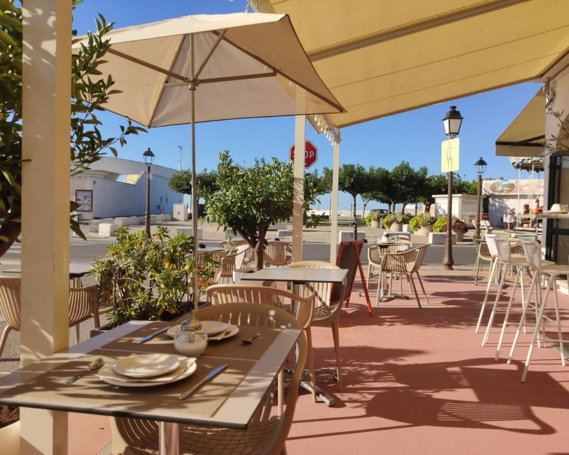 Hotel Abrivado Saintes-Maries-de-la-Mer Exterior foto