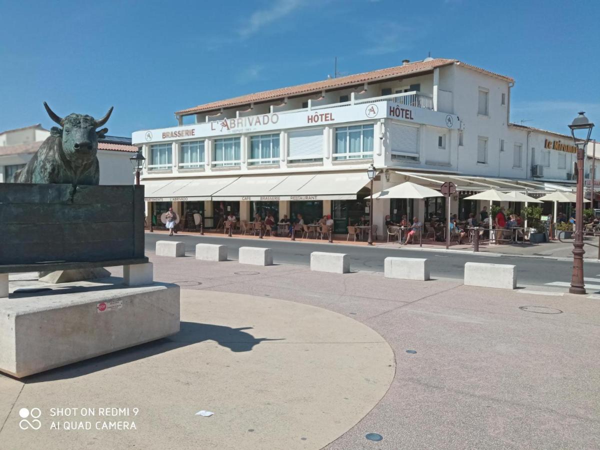 Hotel Abrivado Saintes-Maries-de-la-Mer Exterior foto